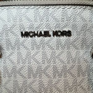 Never used Micheal Kors purse